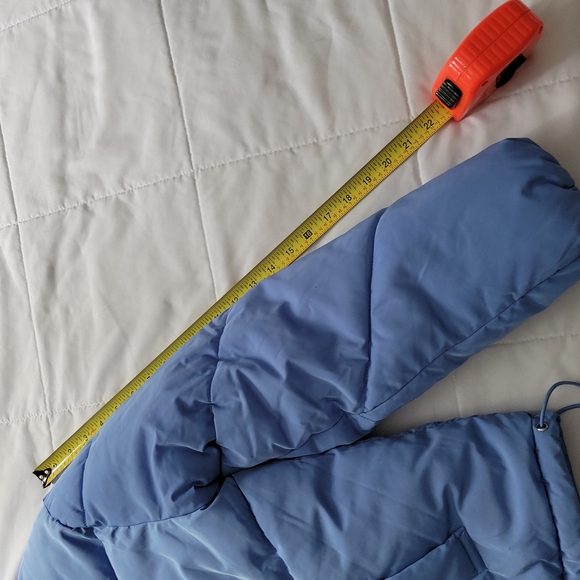 Periwinkle H&M Divided Women's Puffer Jacket Size Small - Picture 6 of 6